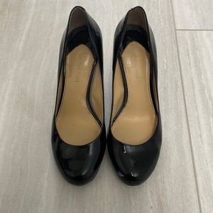 Gianni Bini Black Patent Leather Pumps
